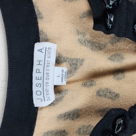 Joseph A Womans Pullover Top - Picture 3 of 11